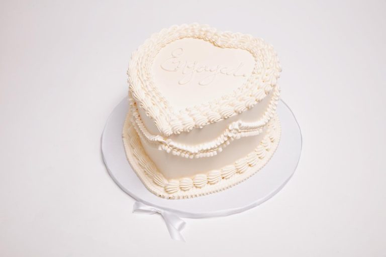 Bridal Lambeth Heart Cake